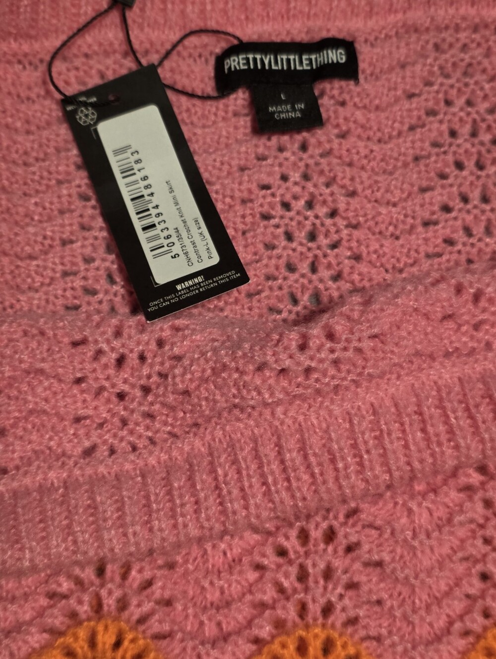 PrettyLittleThing NWT Contrast Crochet Knit Mini Skirt Pink Size L Cottagecore - Picture 3 of 4